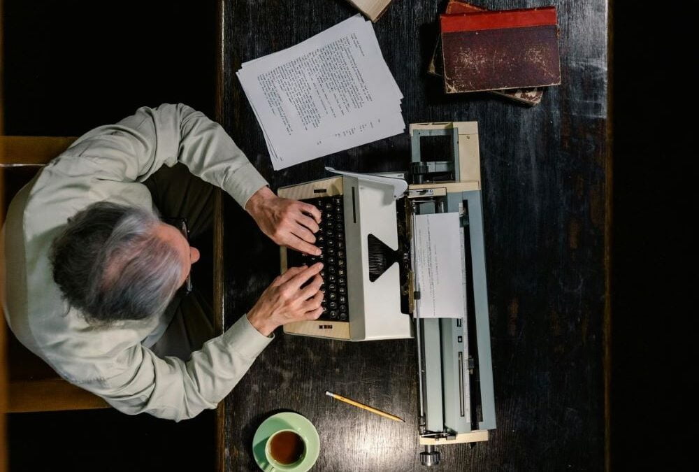 How to Write Books with Plot Twists That Keep Readers Hooked?